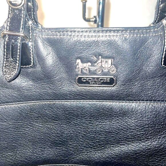 Coach Madison Tribeca East West Black Pebbled Leather Bag # 14111  - EUC - Picture 2 of 10